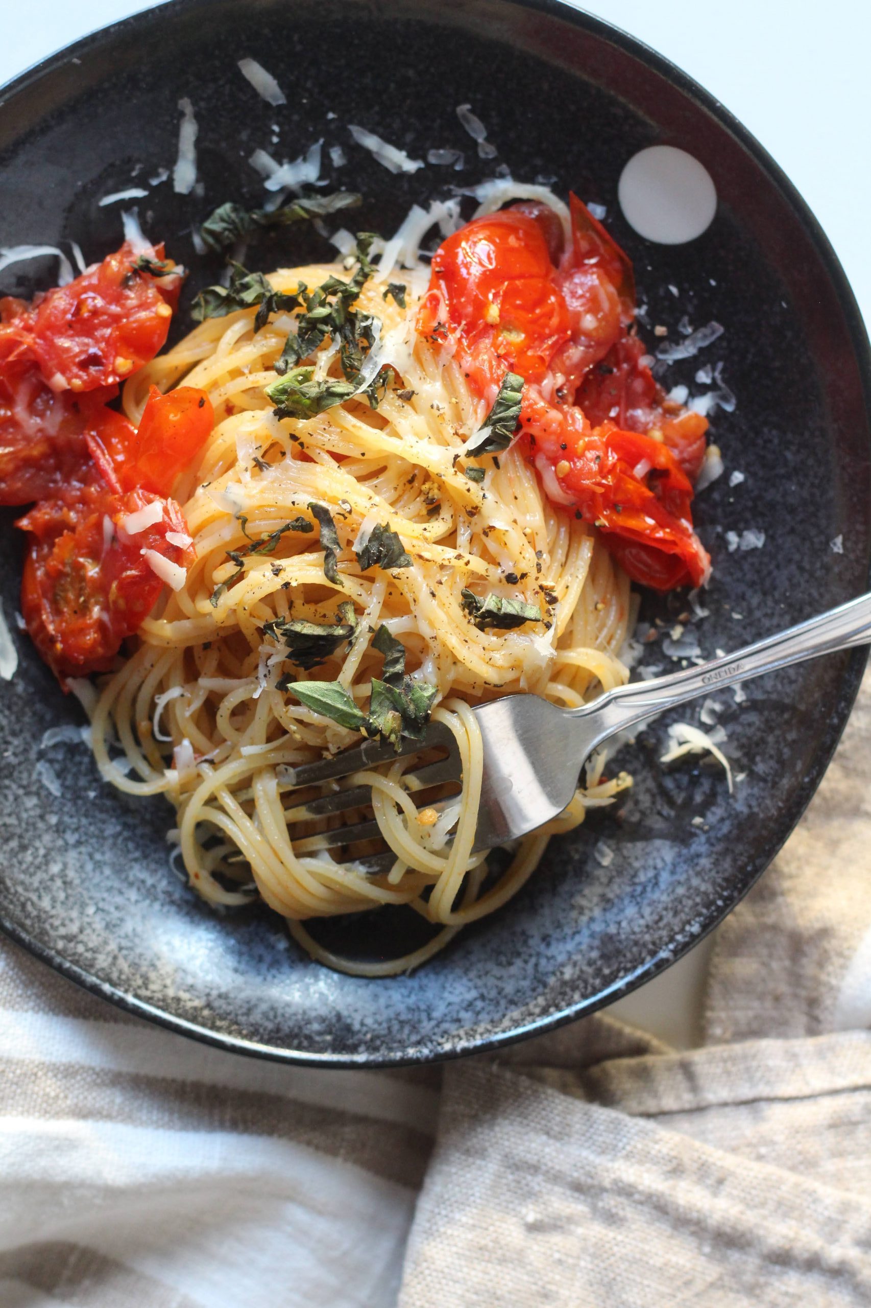 Simple Tomato Pasta » Annie's Kitchen